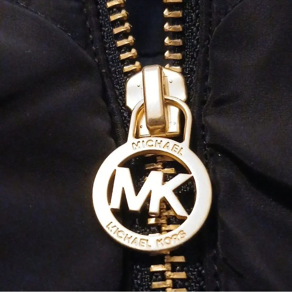 Michael Kors Women’s Black Puffer Vest!